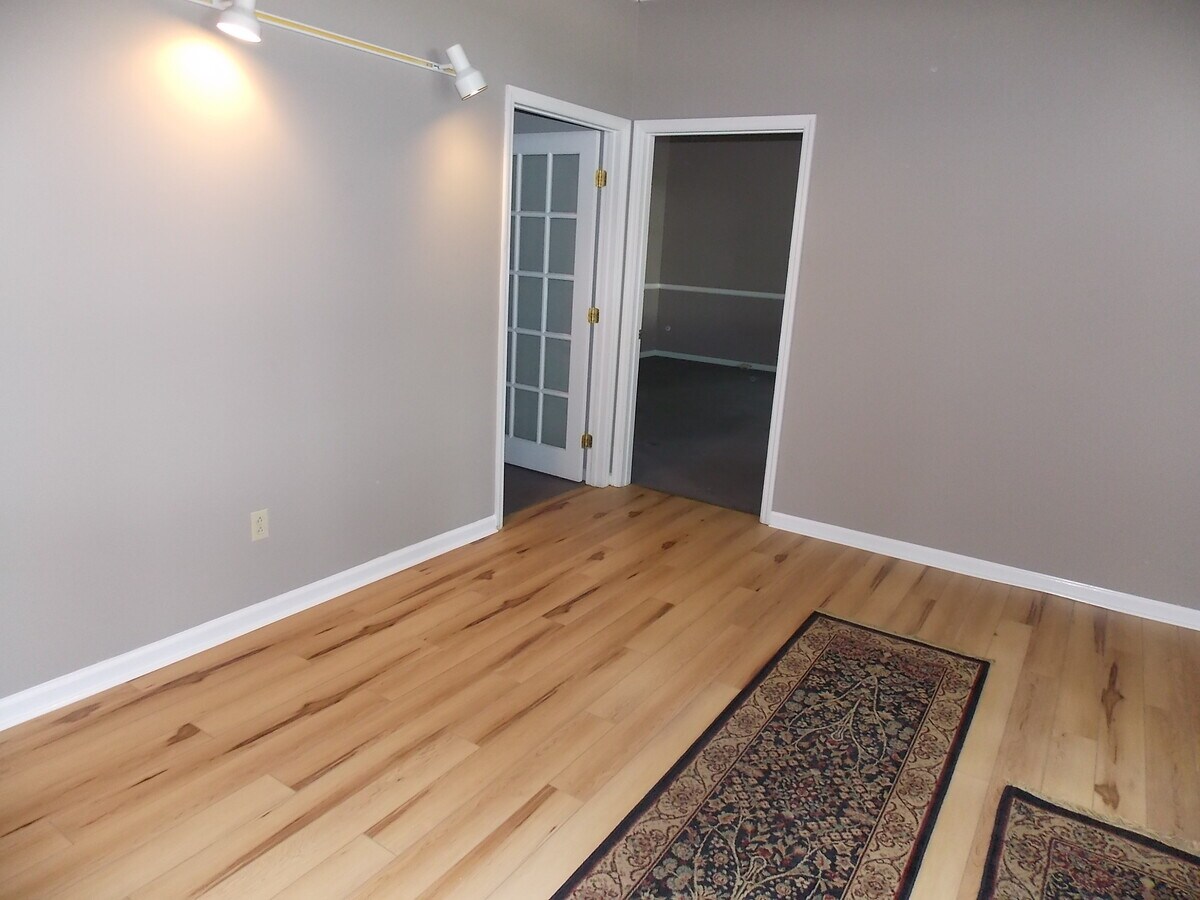 498 Albany Shaker Rd, Albany, NY 12211