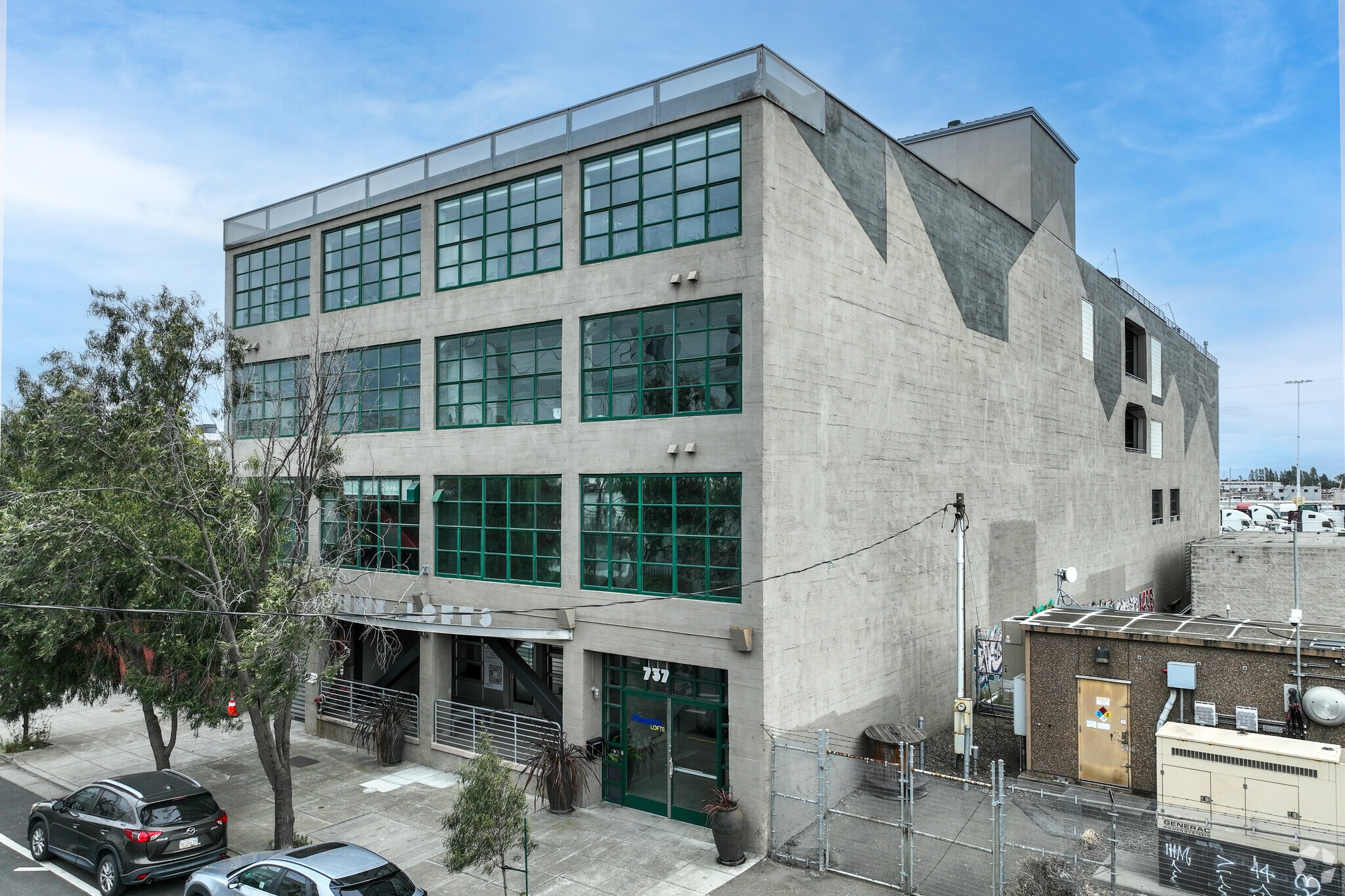 737 2nd St, Oakland, CA for lease Primary Photo- Image 1 of 33
