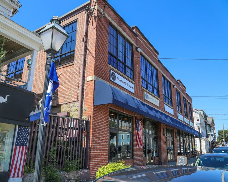 333 Main St, East Greenwich, RI for sale - Building Photo - Image 1 of 1