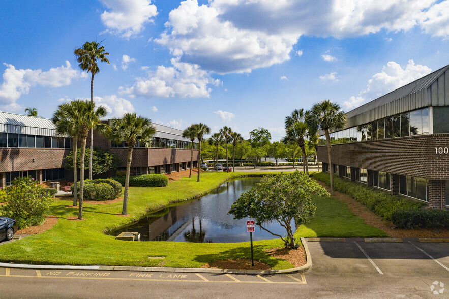 10004 N Dale Mabry Hwy, Tampa, FL for sale - Primary Photo - Image 1 of 1