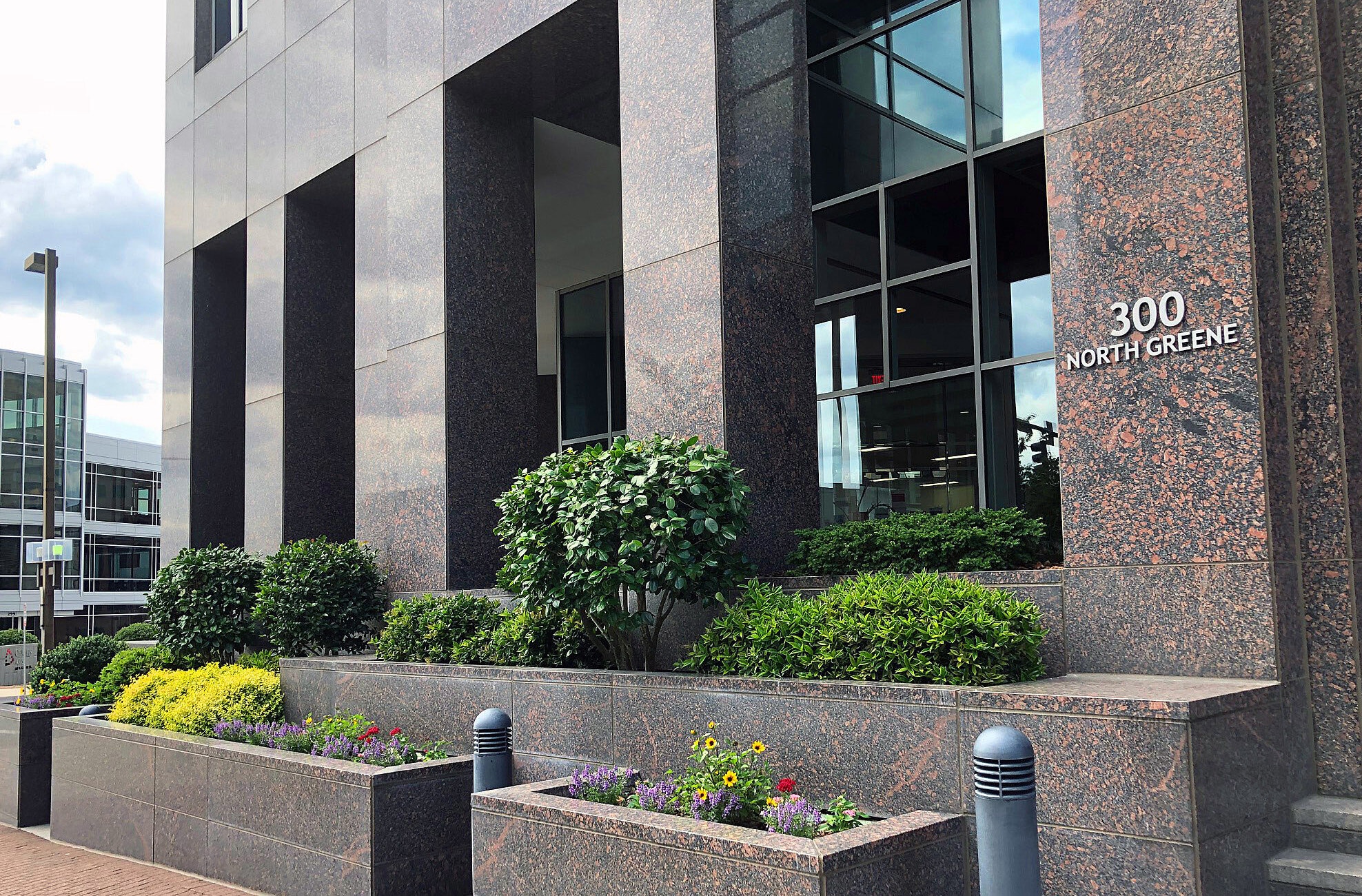 300 N Greene St, Greensboro, NC for lease Building Photo- Image 1 of 2