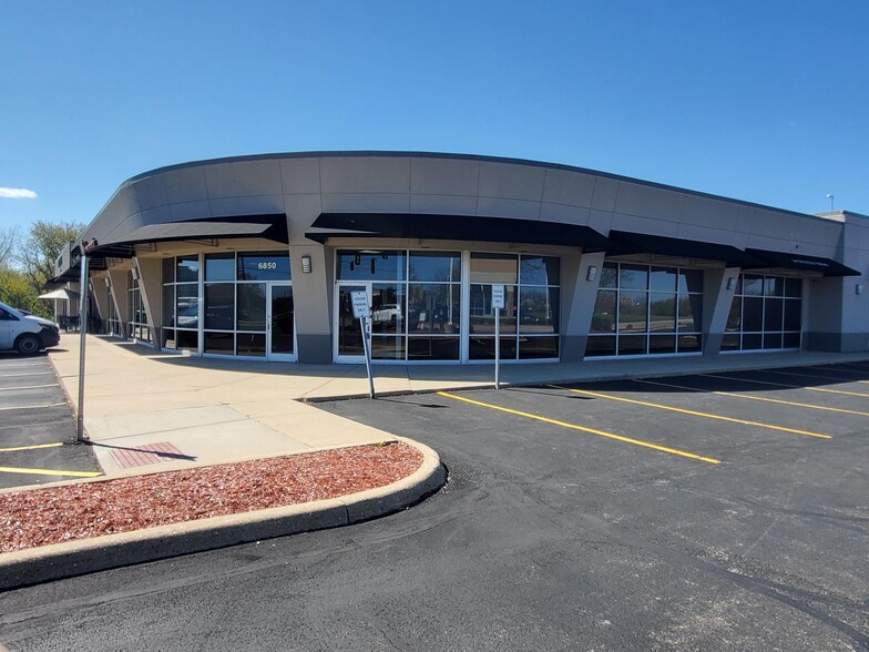 6824-6860 Spring Creek Rd, Rockford, IL for lease - Building Photo - Image 3 of 14