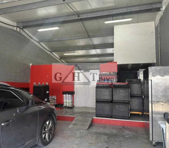 Industrial in Linas for lease - Interior Photo - Image 1 of 1