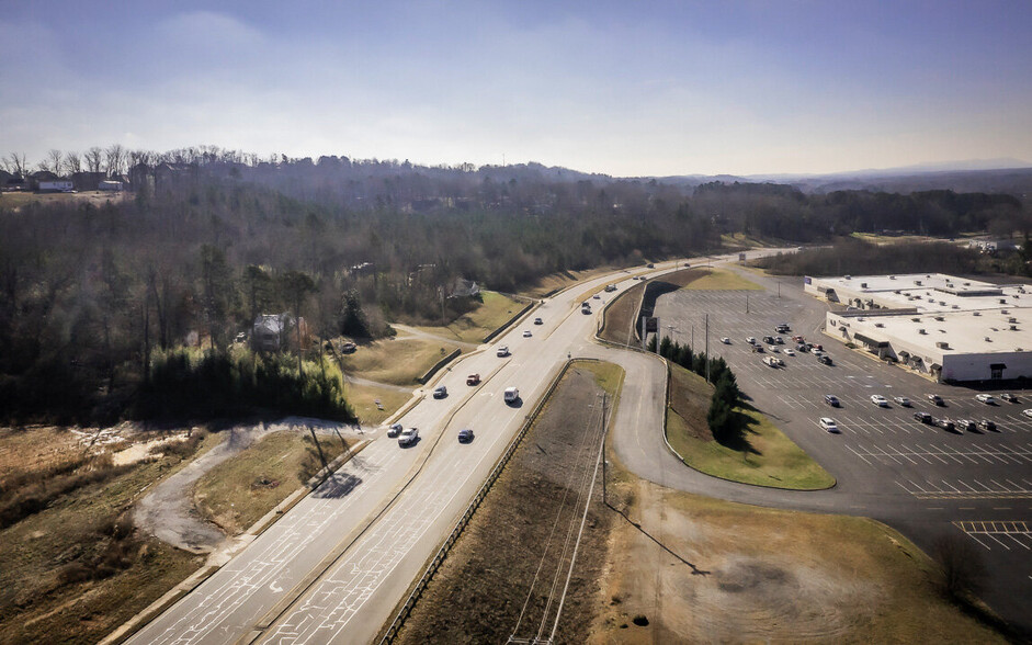 4068 Cloud Springs Rd, Ringgold, GA for sale - Building Photo - Image 3 of 26