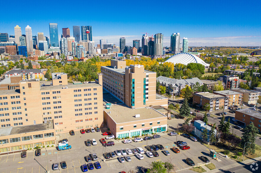 2206-2210 2nd St SW, Calgary, AB for lease - Aerial - Image 2 of 2