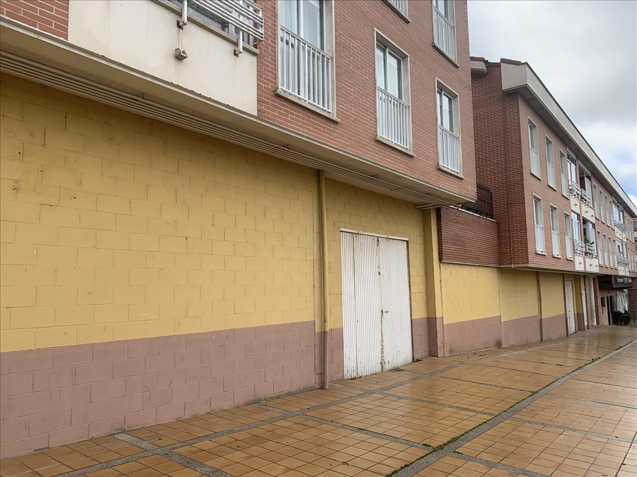 Calle Rejero Lorenzo de Ávila, Ávila, Ávila for sale Building Photo- Image 1 of 32
