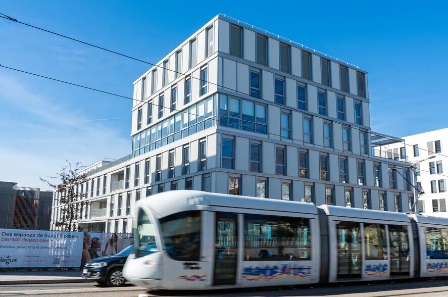 60 Avenue Rockefeller, Lyon for lease - Building Photo - Image 2 of 18