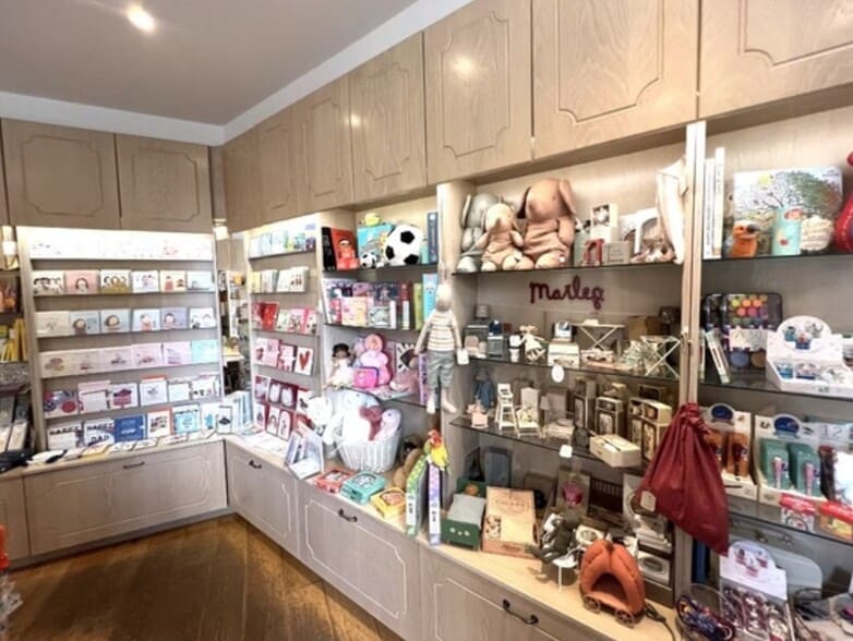 1 Market Pl, Kilmacolm for sale - Interior Photo - Image 3 of 6