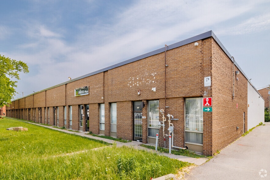 160-178 Rue Benjamin-Hudon, Montréal, QC for lease - Primary Photo - Image 1 of 3