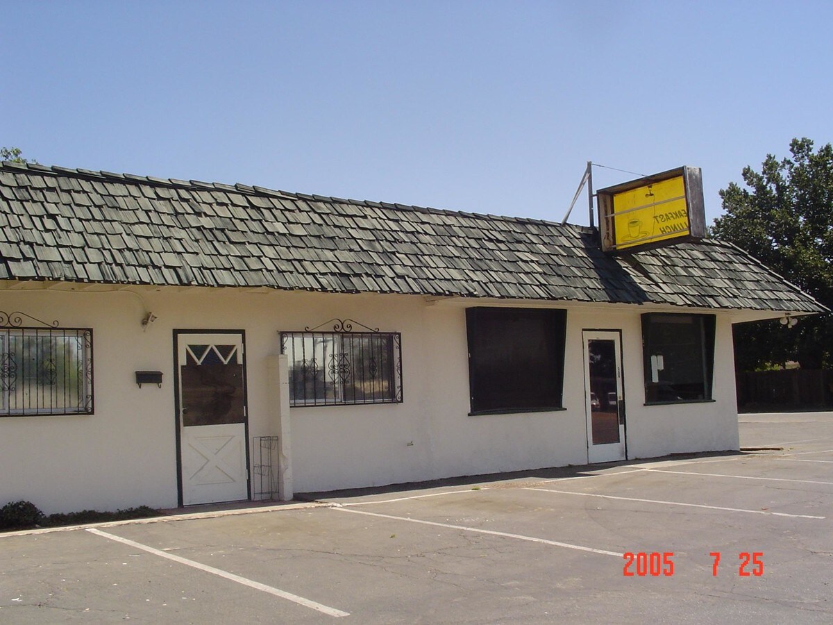 300 Norris Rd, Bakersfield, CA 93308 Property Record