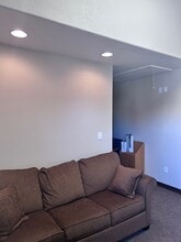 33490-33492 Oak Glen Rd, Yucaipa, CA for lease Interior Photo- Image 1 of 5