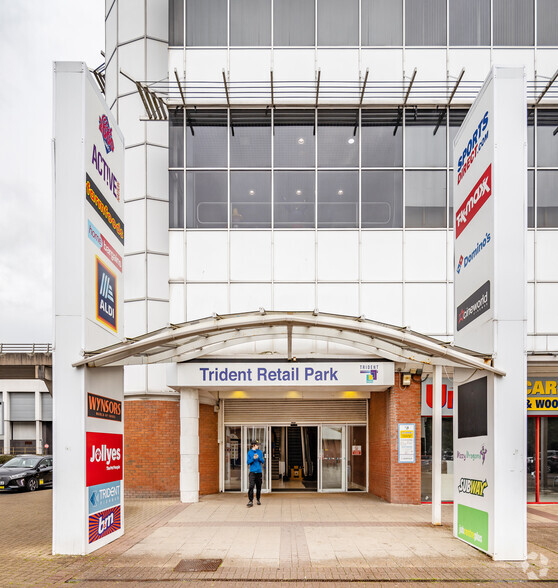 Shopping City, Runcorn for lease - Building Photo - Image 3 of 23