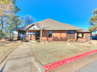 More details for 1220 S Santa Fe Ave, Edmond, OK - Office for Sale