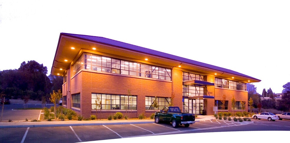11641 Blocker Dr, Auburn, CA for lease - Primary Photo - Image 1 of 2