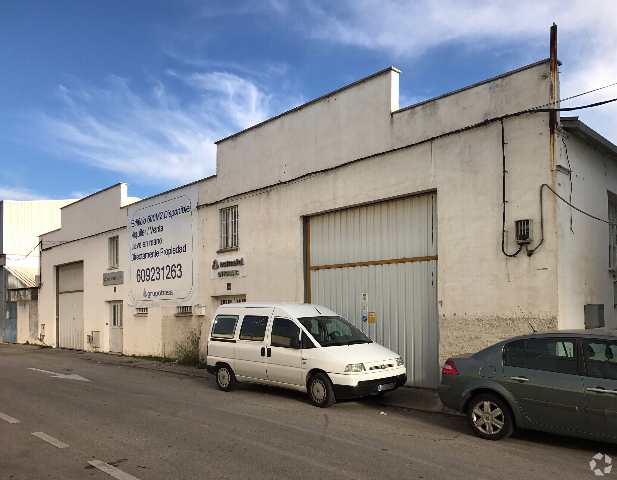 Industrial in Fuenlabrada, Madrid for sale Primary Photo- Image 1 of 10