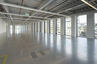 Shad Thames, London for lease Interior Photo- Image 2 of 5