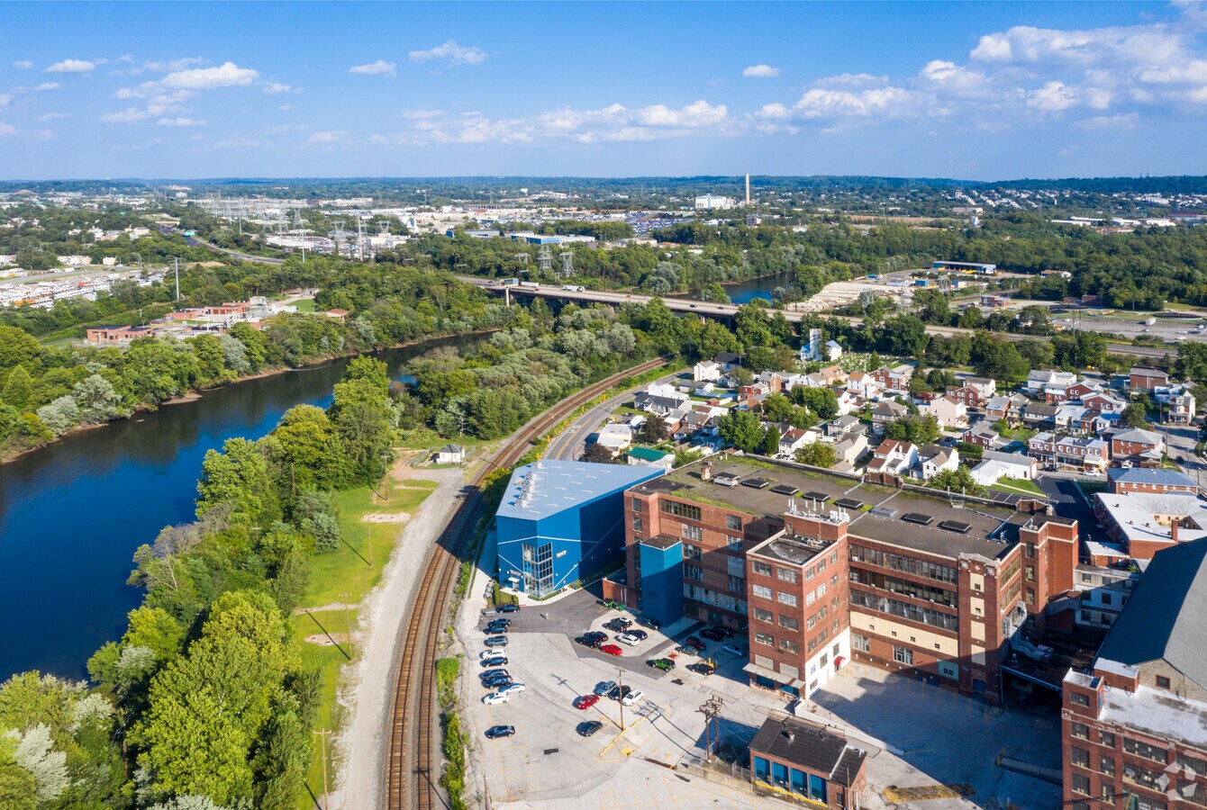 401 E 4th St, Bridgeport, PA 19405 Bridgeport Business Park