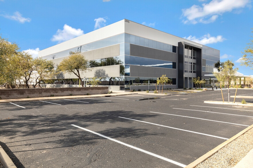1890 S Price Rd, Chandler, AZ for lease - Building Photo - Image 1 of 7