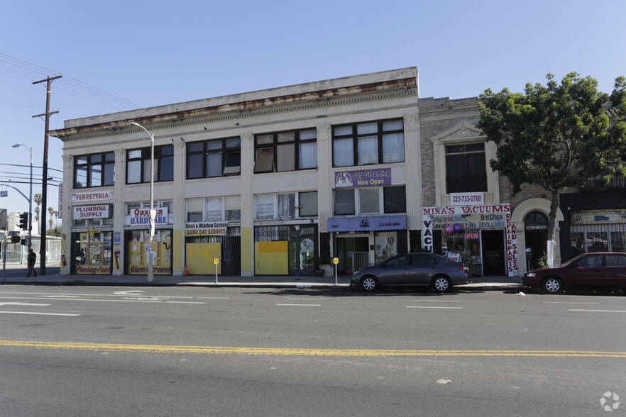 3650-3660 W Pico Blvd, Los Angeles, CA for lease - Primary Photo - Image 1 of 13