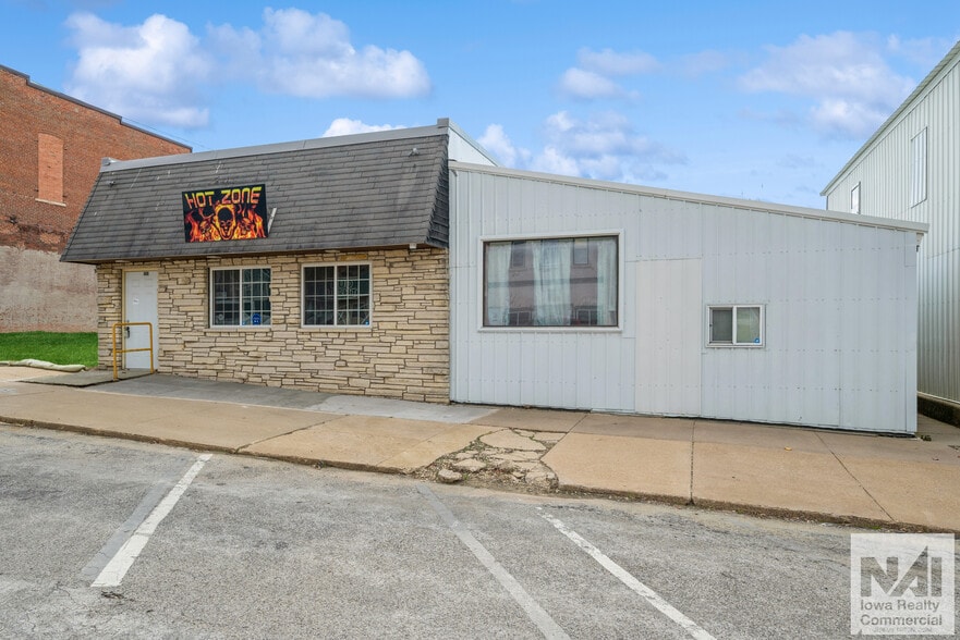 115 E Main St, Coggon, IA 52218 Retail for Lease