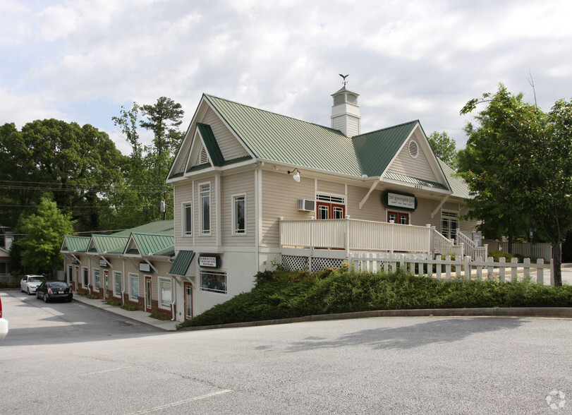 4600 Rockbridge Rd, Stone Mountain, GA for sale - Primary Photo - Image 1 of 1