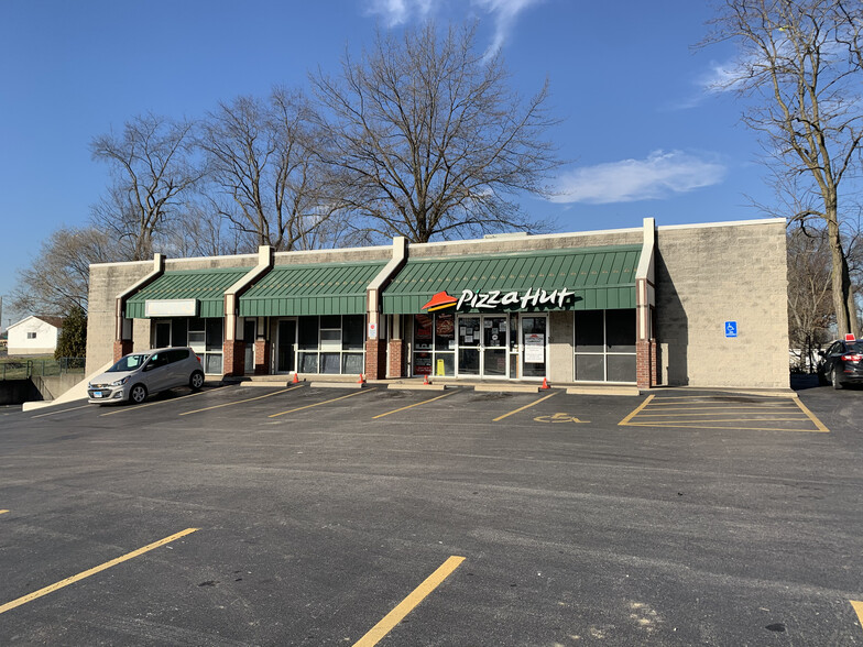 3090 Homer Adams Parkway Ctr, Alton, IL for sale - Building Photo - Image 1 of 1