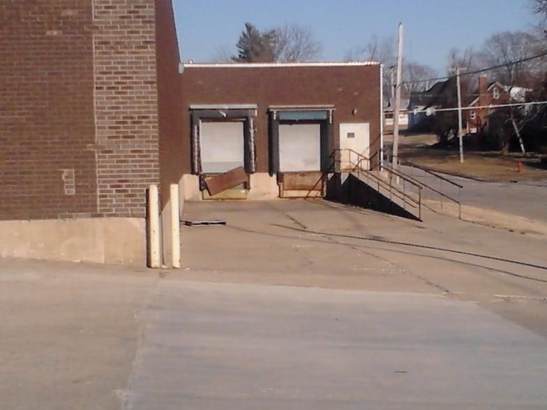 200 W Gallatin St, Vandalia, IL for sale - Building Photo - Image 3 of 4