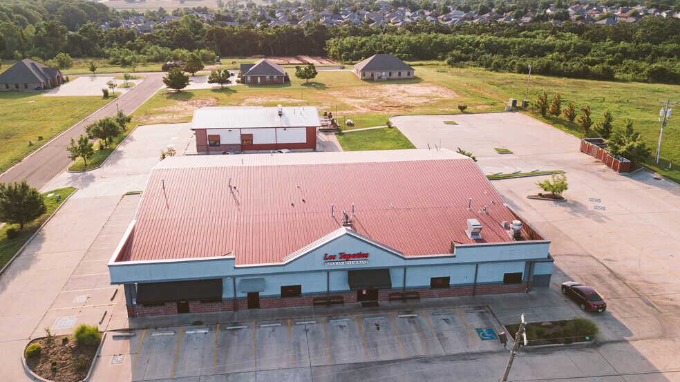 1960 N Harper Rd, Choctaw, OK 73020