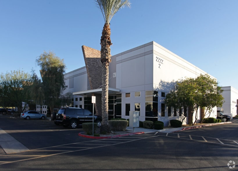 2222 W Parkside Ln, Phoenix, AZ for sale - Primary Photo - Image 1 of 10