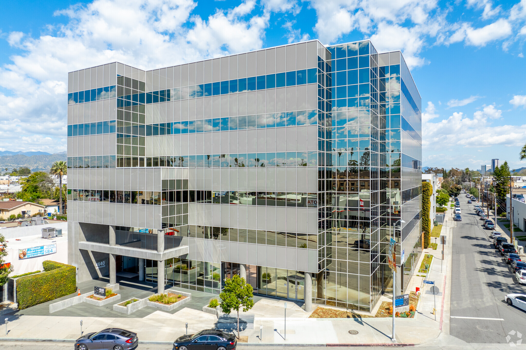 4640 Lankershim Blvd, North Hollywood, CA for lease Building Photo- Image 1 of 5