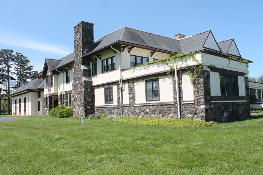 7200 Lake Shore Rd, Derby, NY for sale - Building Photo - Image 1 of 20