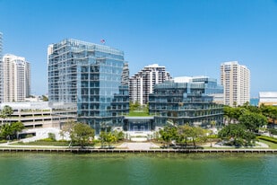 Brickell Key Centre - Bar