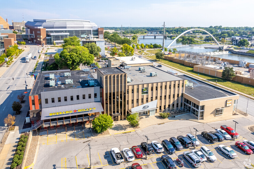 615 3rd St, Des Moines, IA for sale - Aerial - Image 2 of 7