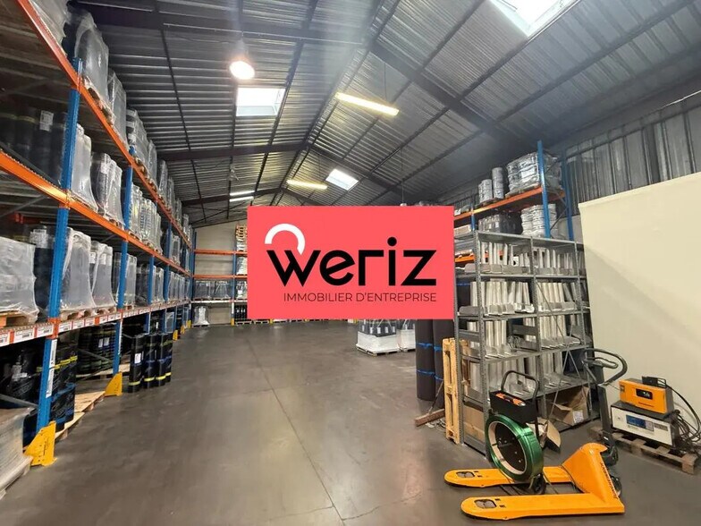 Office in Marseille for lease - Interior Photo - Image 1 of 4