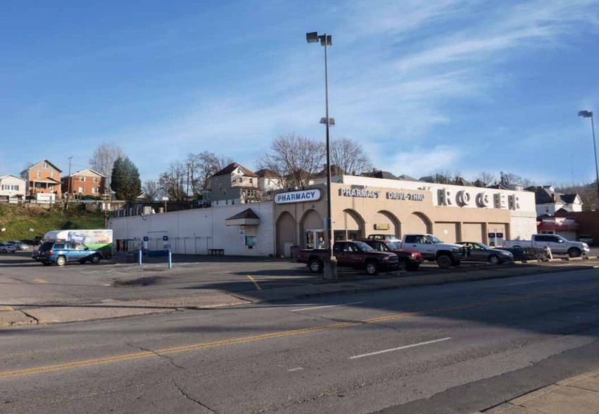 788 W Pike St, Clarksburg, WV for lease - Building Photo - Image 1 of 7