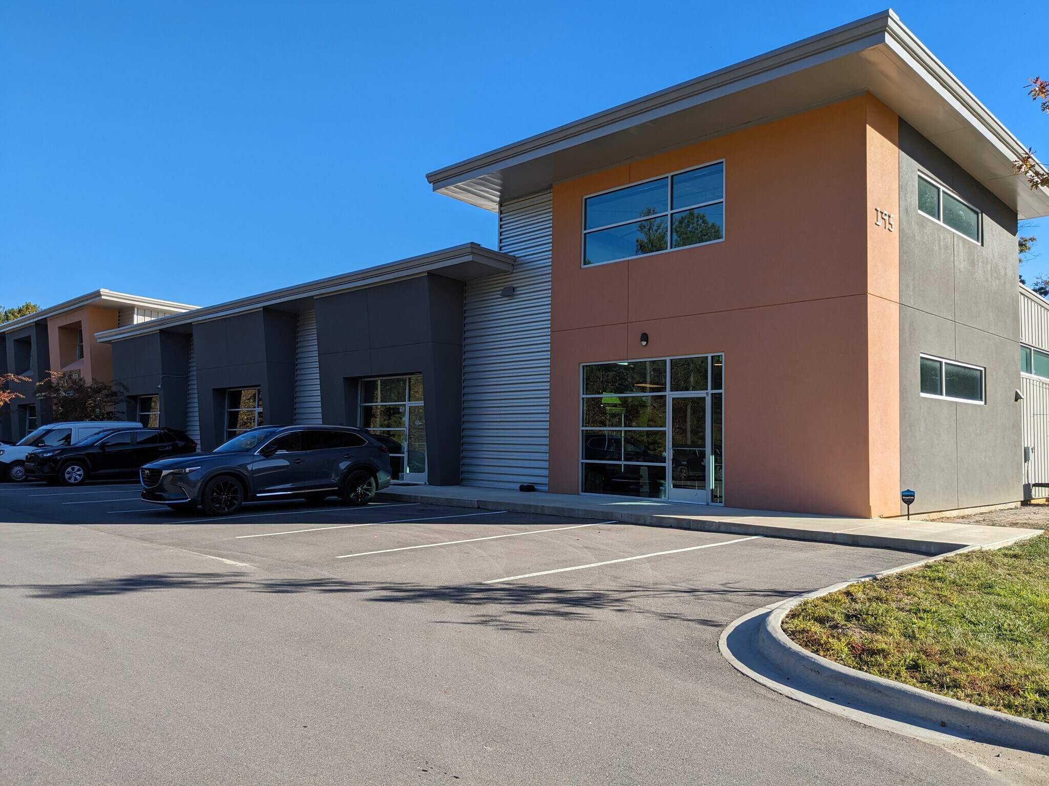 193 Callies Haven Way, Moncure, NC for lease Primary Photo- Image 1 of 8