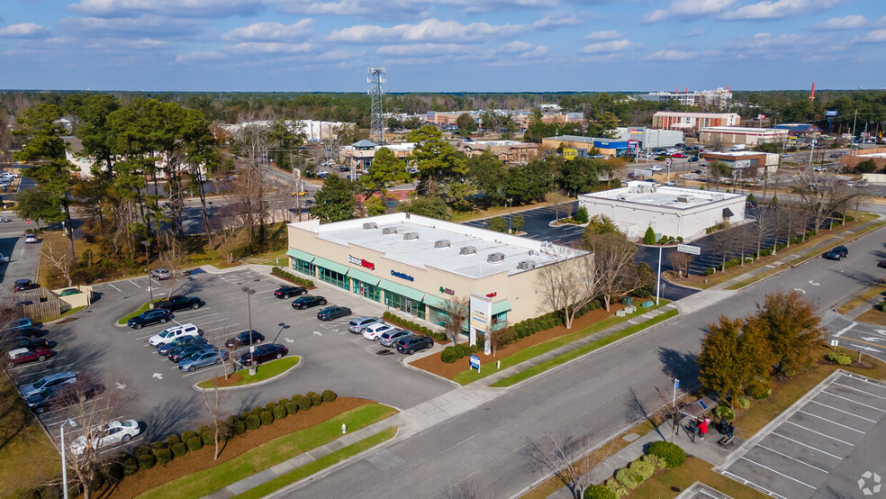 902 S College Rd, Wilmington, NC for lease - Building Photo - Image 2 of 2