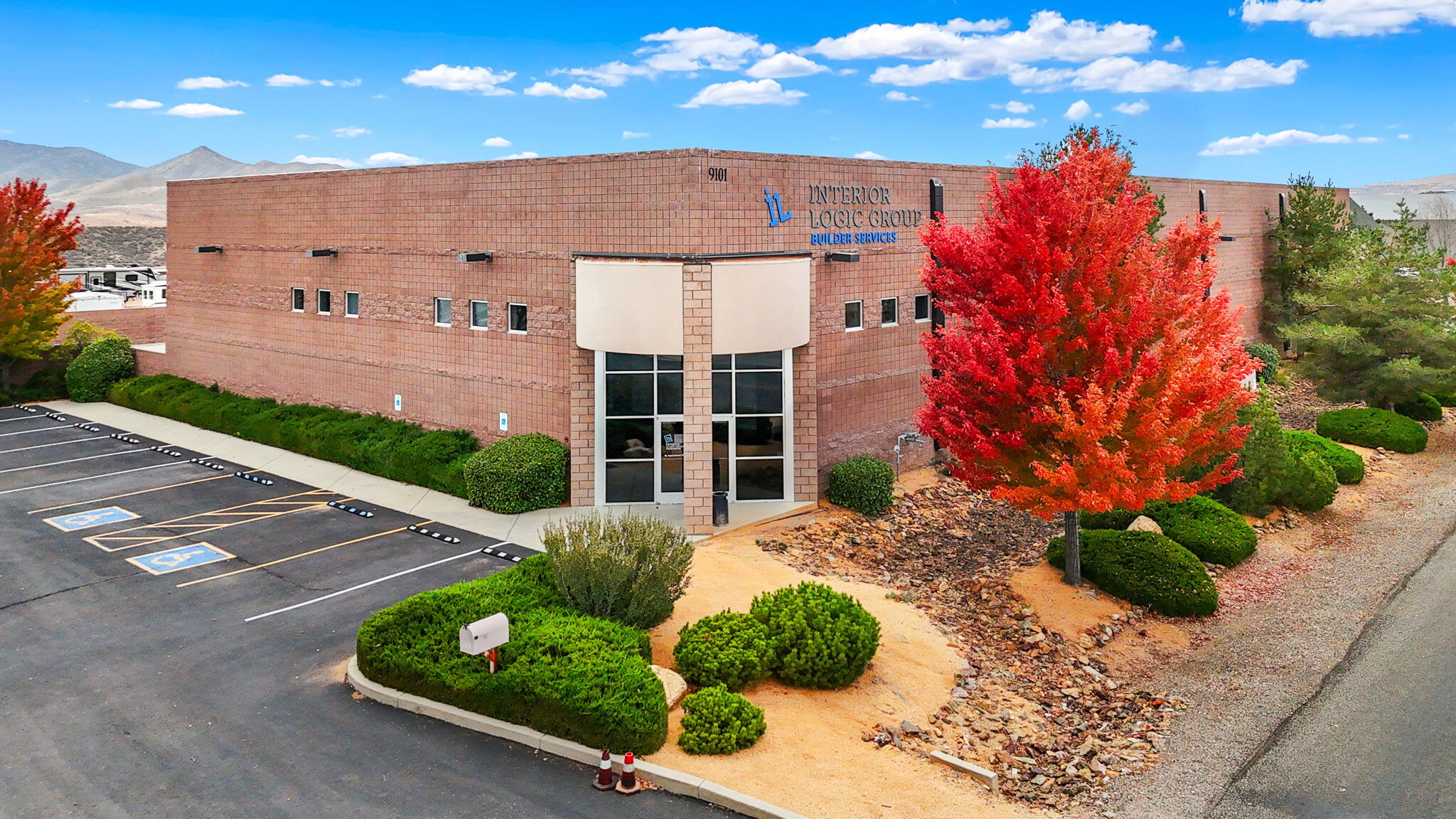 9101 E Florentine Rd, Prescott Valley, AZ for lease Primary Photo- Image 1 of 28