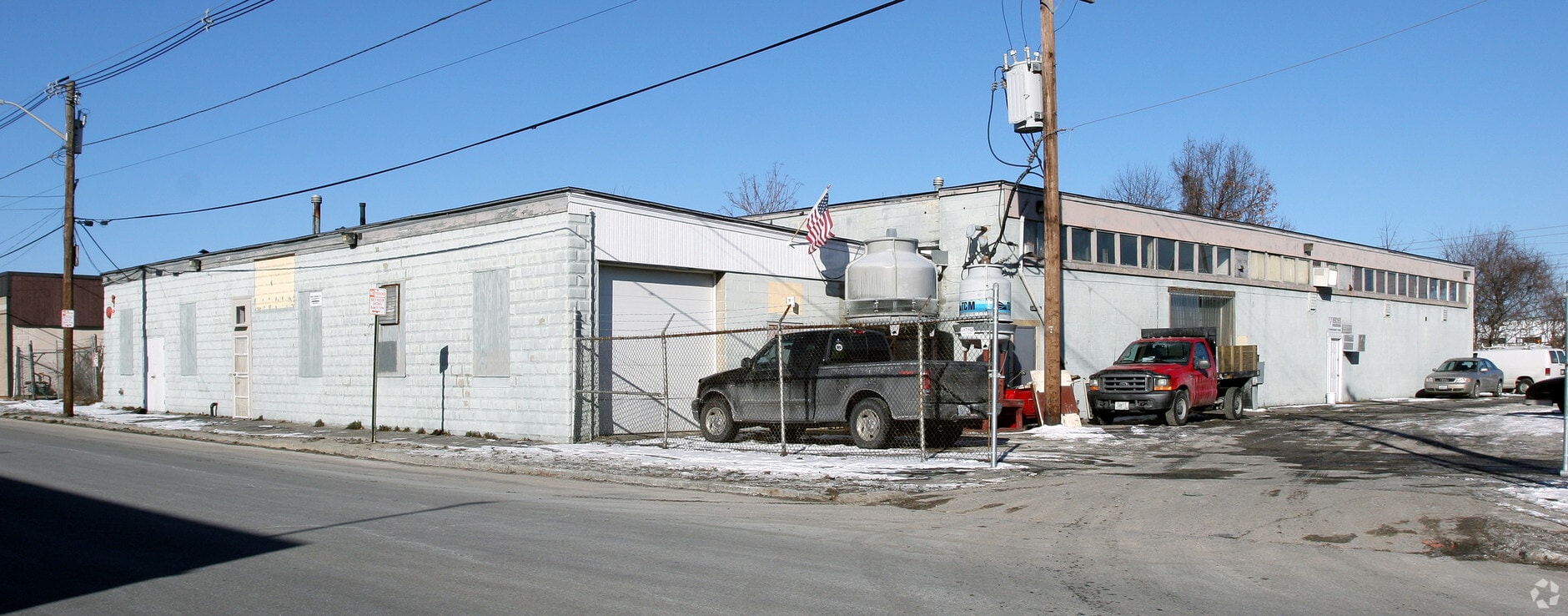 90 Narragansett Ave, Providence, RI 02907