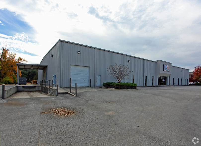 2801 Westcorp Blvd, Huntsville, AL for lease - Building Photo - Image 2 of 4