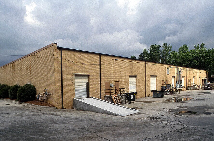 2070 Peachtree Industrial Ct, Atlanta, GA for lease - Other - Image 2 of 3