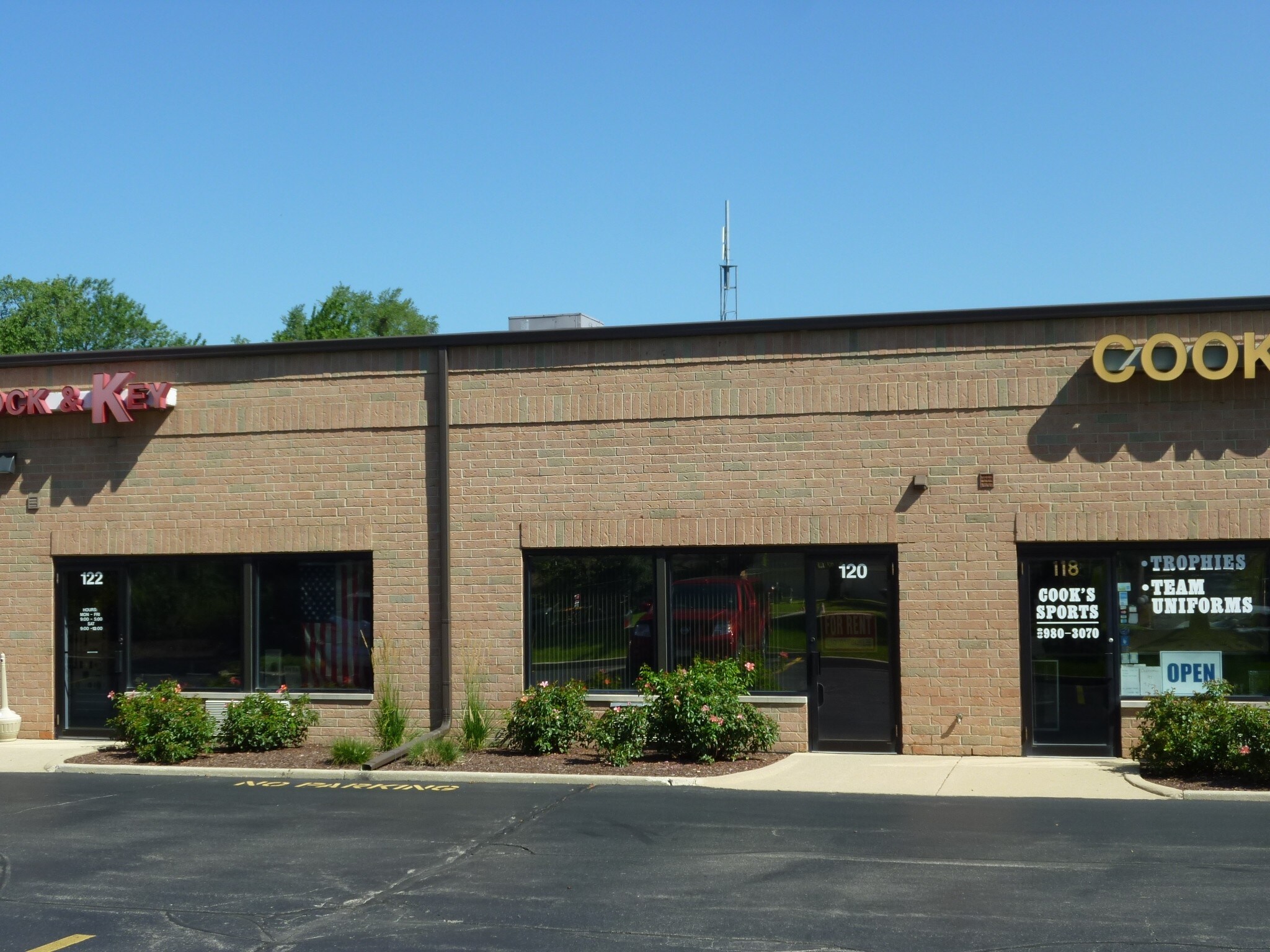 800 Lake St, Roselle, IL for sale Building Photo- Image 1 of 1