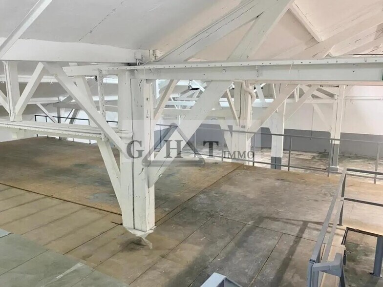 Industrial in Corbeil-Essonnes for sale - Interior Photo - Image 3 of 17
