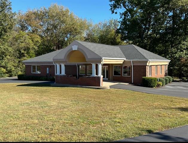 201 Pleasant Valley Rd, Franklin, KY for lease - Building Photo - Image 3 of 26