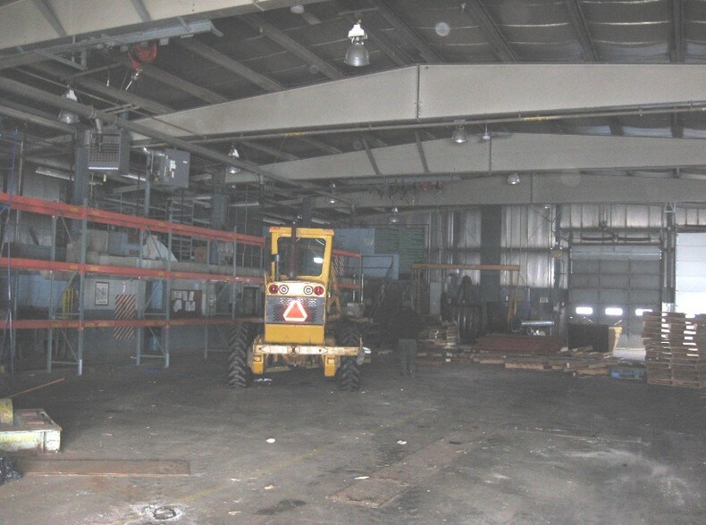 100 Wisconsin River Dr, Port Edwards, WI for sale - Building Photo - Image 1 of 1