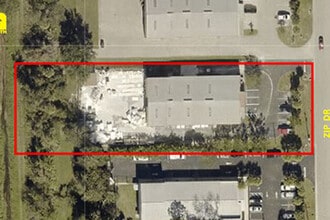 5660 Zip Dr, Fort Myers, FL for lease Aerial- Image 2 of 4