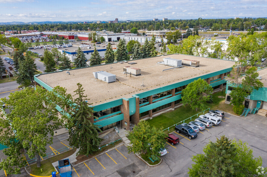 550 71st Ave SE, Calgary, AB for lease - Building Photo - Image 3 of 6