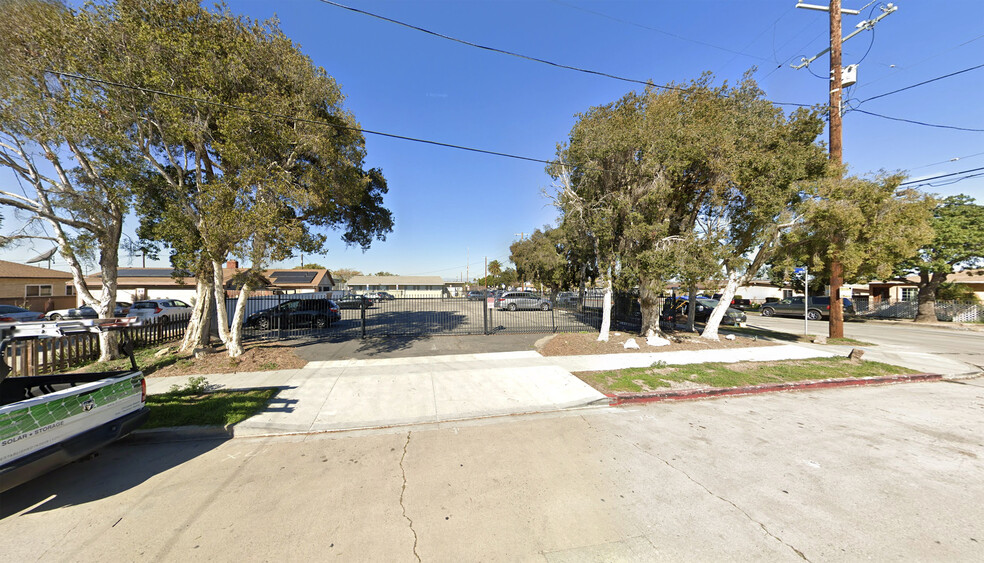 1303 W I St, Wilmington, CA for sale - Building Photo - Image 3 of 5