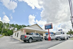 8929 Philips Hwy, Jacksonville FL - Drive Through Restaurant