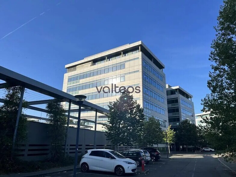 12 Rue Louis Courtois De Viçose, Toulouse for lease - Building Photo - Image 2 of 21